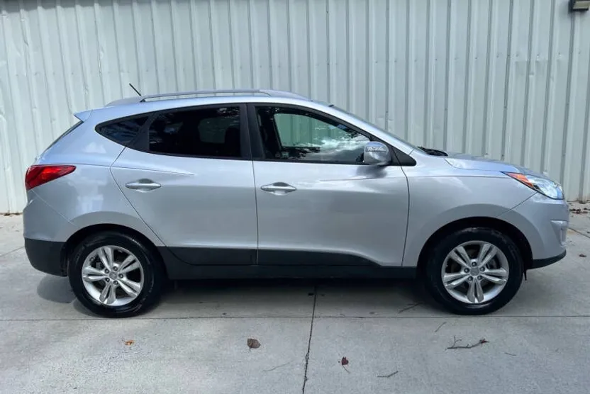 2013 Hyundai Tucson GLS photo 1