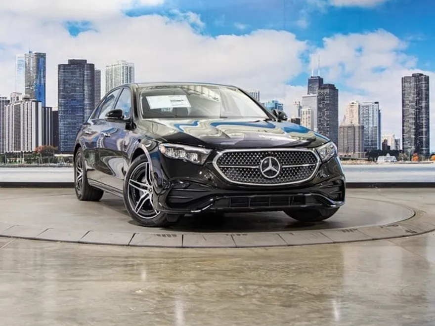 2025 Mercedes Benz E 350 4MATIC photo 1