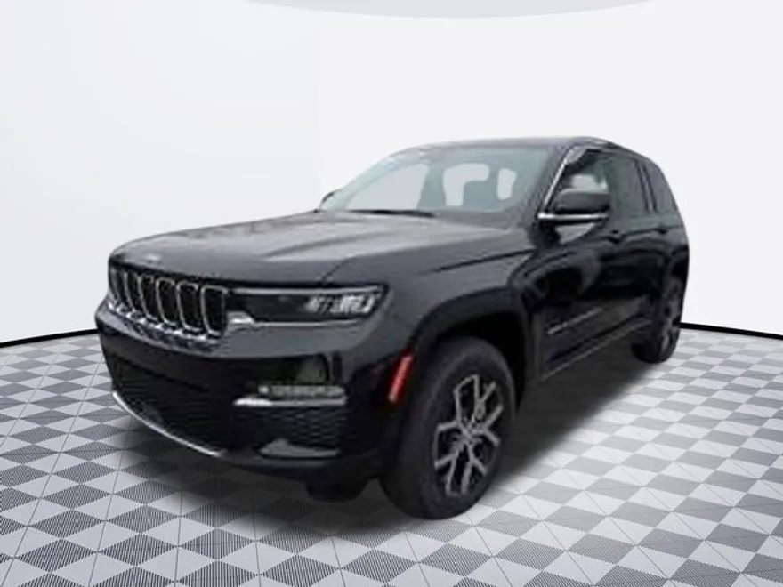 2025 Jeep Grand Cherokee Laredo photo 1