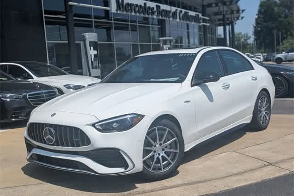 2025 Mercedes Benz C AMG 43 photo 1