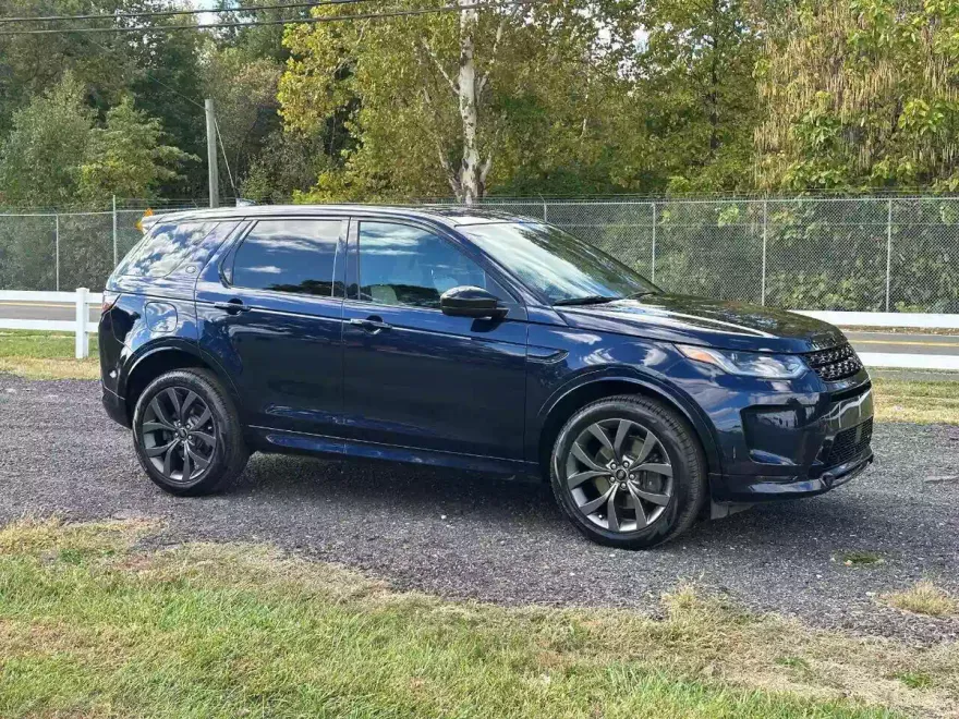 2023 Land Rover Discovery Sport SE R-Dynamic photo 1