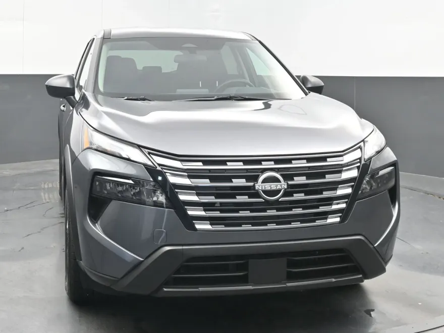 2025 Nissan Rogue S photo 1