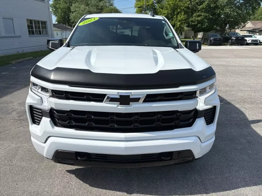 2023 Chevrolet Silverado 1500 RST photo 1