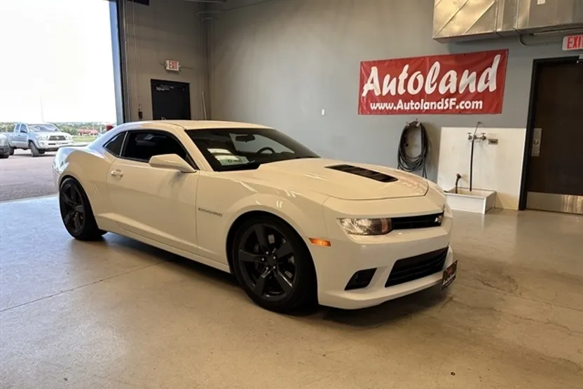 2014 Chevrolet Camaro SS photo 1