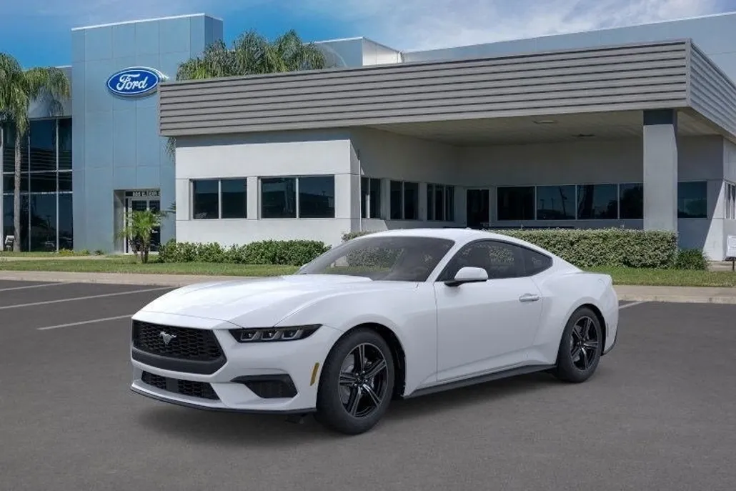 2025 Ford Mustang EcoBoost photo 1