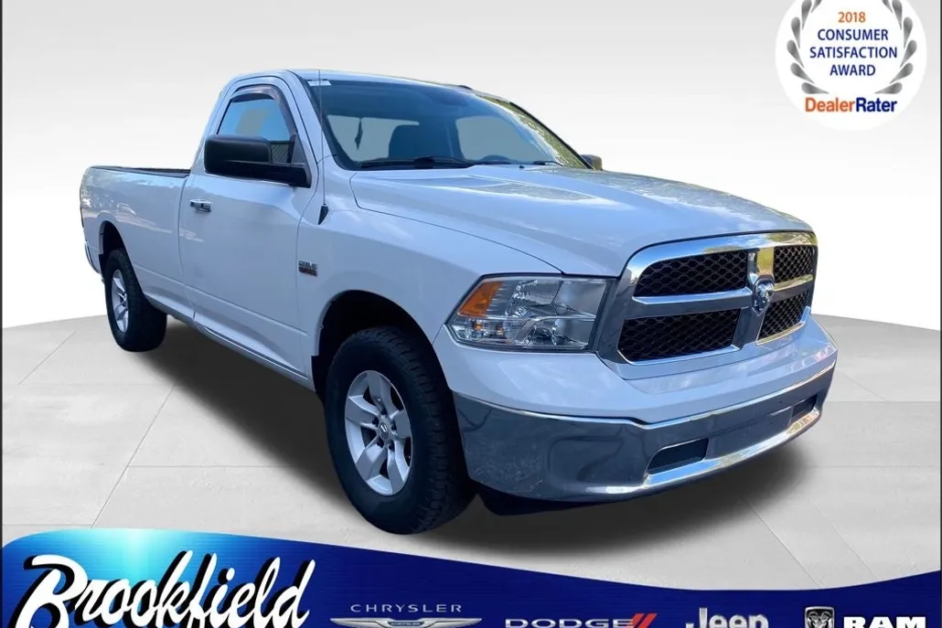 2016 Ram 1500 SLT photo 1