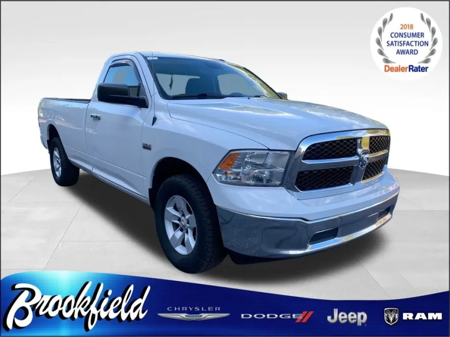 2016 Ram 1500 SLT photo 1