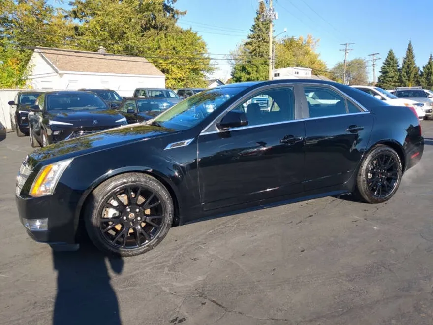 2011 Cadillac CTS Premium photo 1