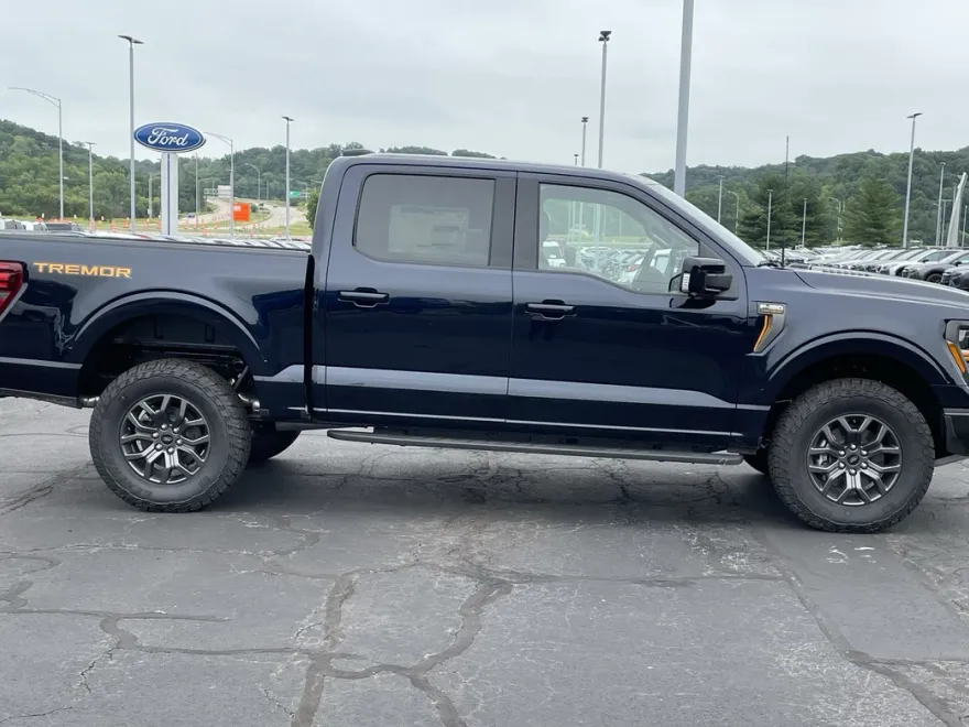 2025 Ford F-150 Tremor photo 1