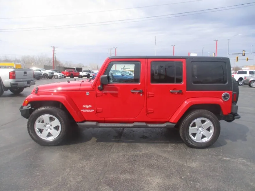 2011 Jeep Wrangler Unlimited Sahara photo 1