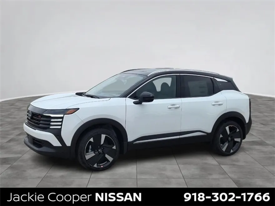2025 Nissan Kicks SR photo 1