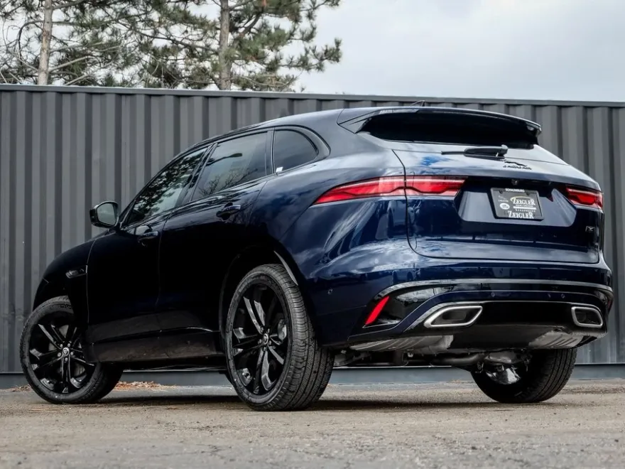 2026 Jaguar F-PACE P400 R-Dynamic S photo 1