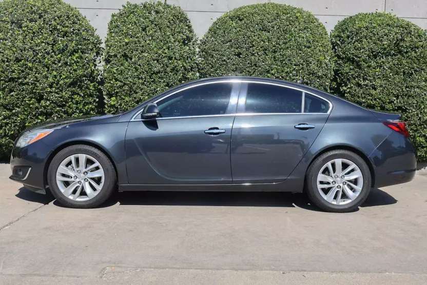 2014 Buick Regal Premium I photo 1