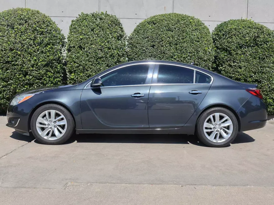 2014 Buick Regal Premium I photo 1