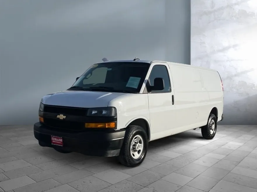 2023 Chevrolet Express Cargo 2500 photo 1