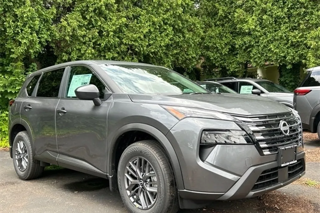 2025 Nissan Rogue S photo 1