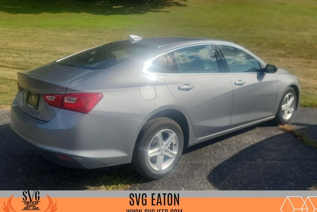 2023 Chevrolet Malibu 1LT photo 1