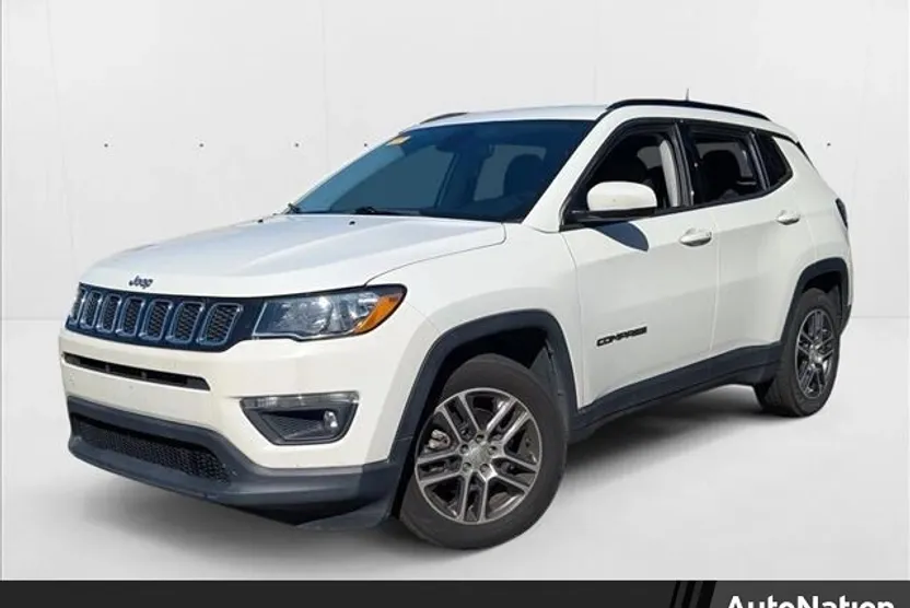 2019 Jeep Compass Latitude photo 1