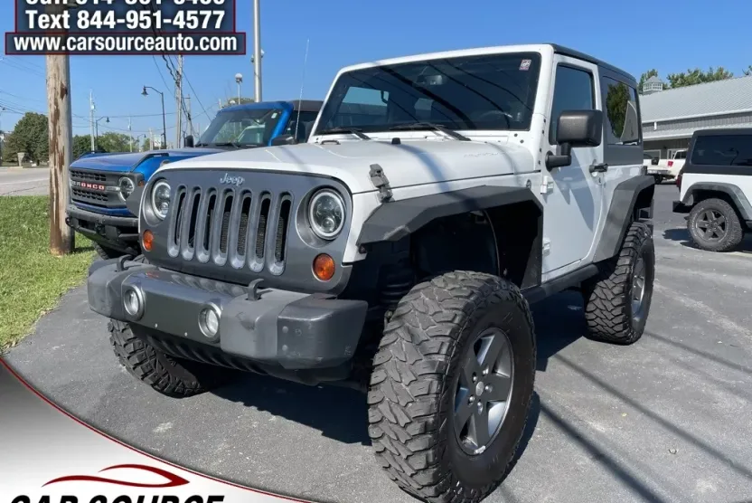 2013 Jeep Wrangler Sport photo 1