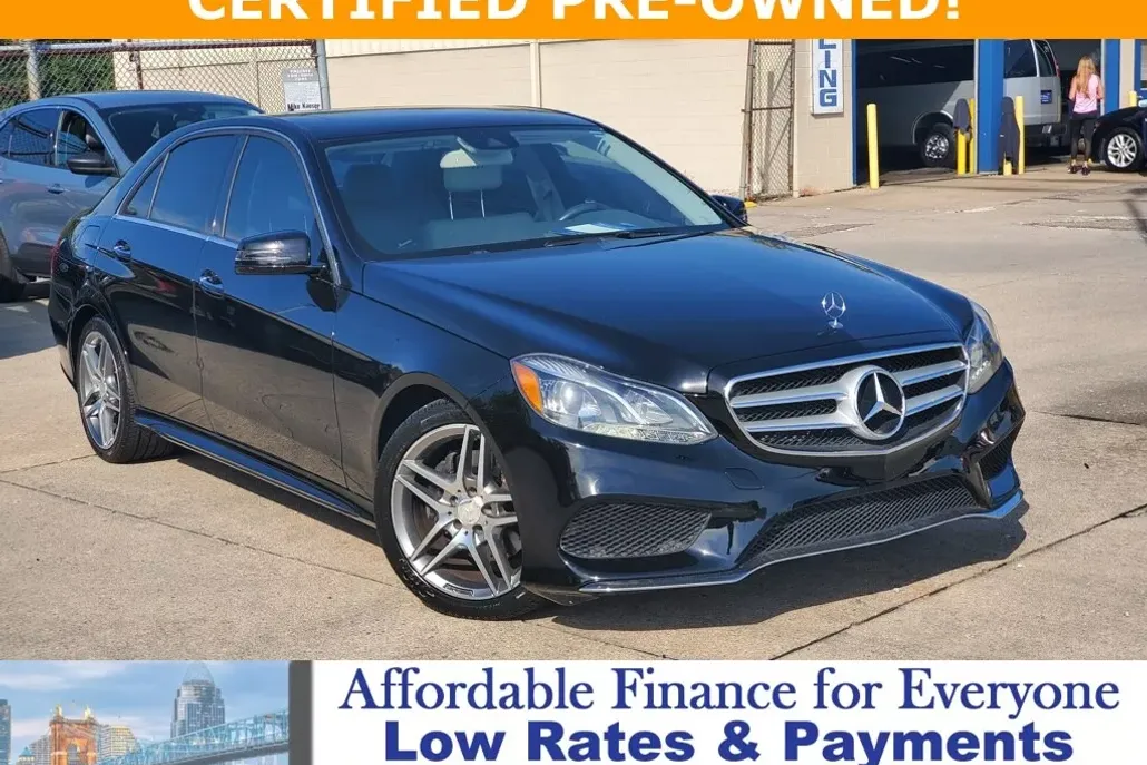 2016 Mercedes Benz E 350 Sedan photo 1