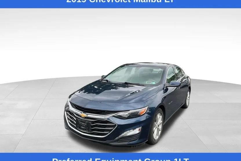 2019 Chevrolet Malibu 1LT photo 1