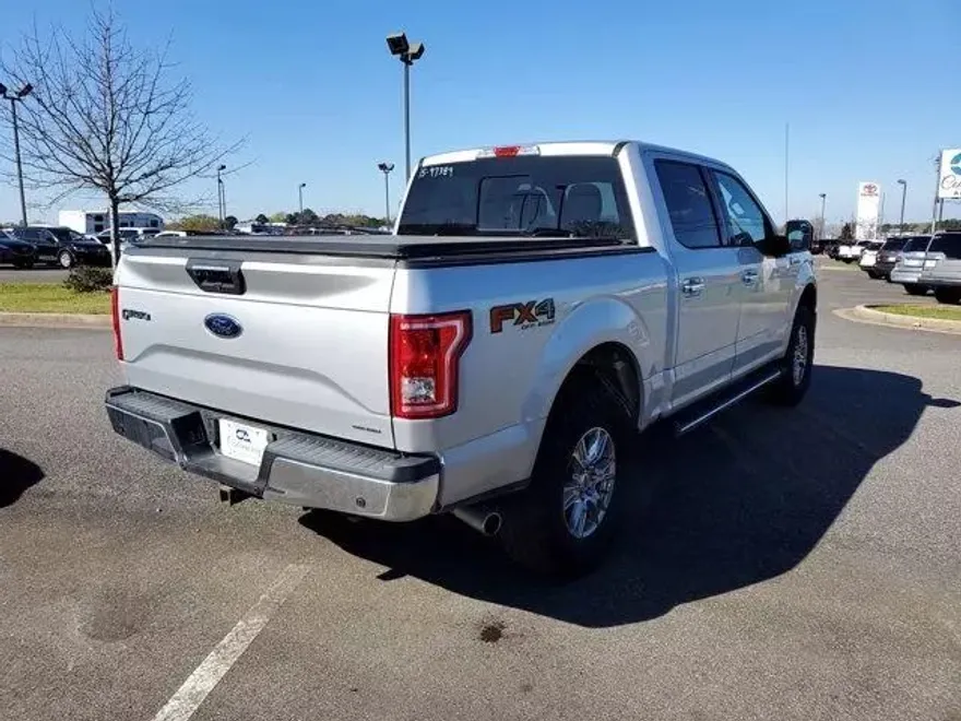 2015 Ford F-150 XLT photo 1