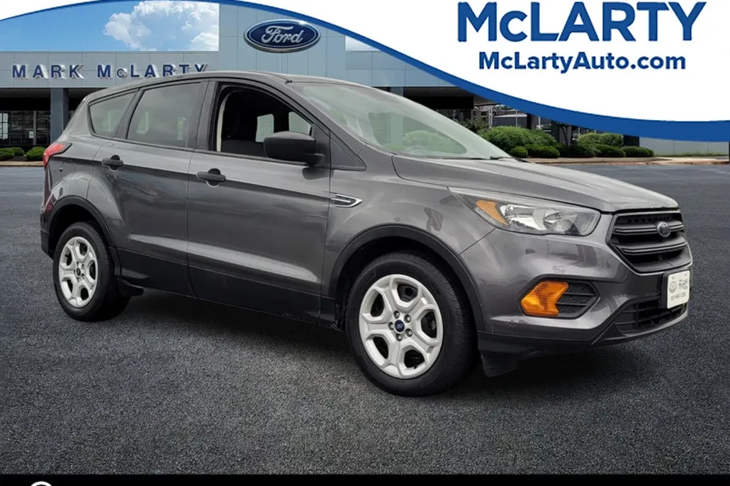 2019 Ford Escape S photo 1