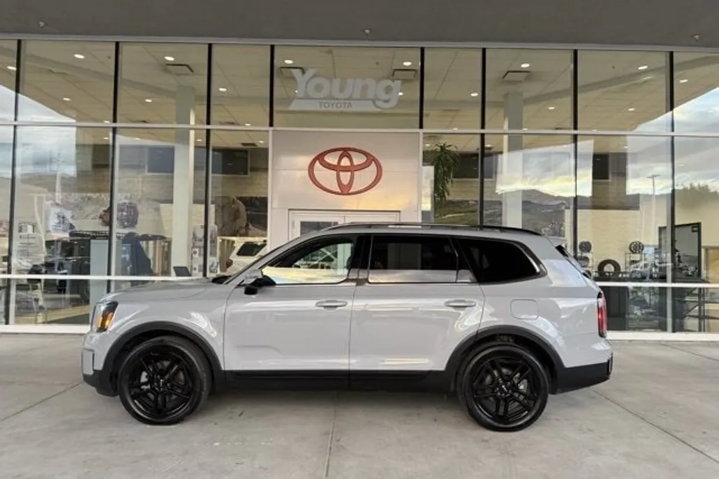 2024 Kia Telluride X-Line photo 1