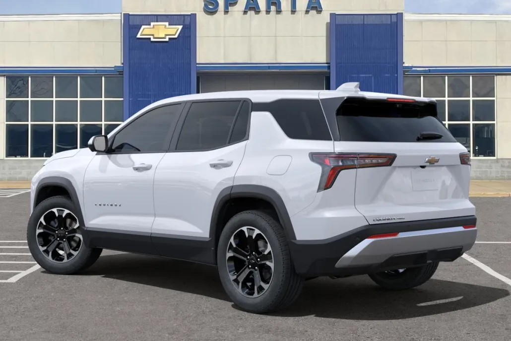 2025 Chevrolet Equinox LT photo 1