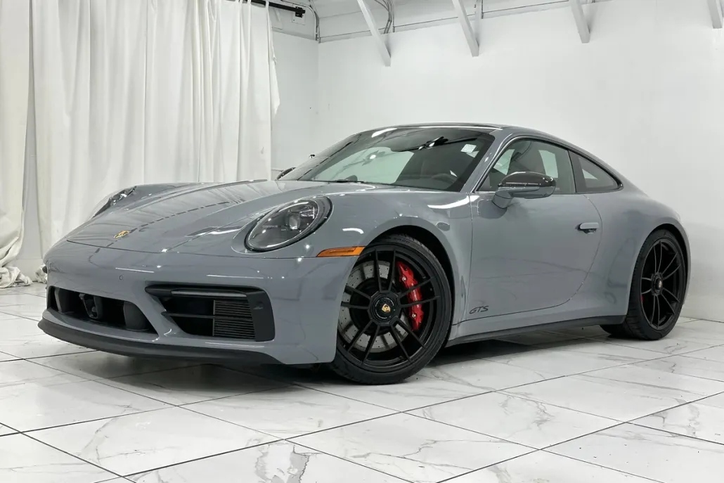2024 Porsche 911 4 GTS photo 1