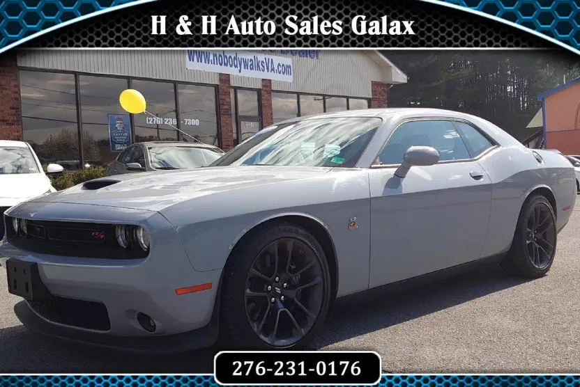 2022 Dodge Challenger R/T Scat Pack photo 1