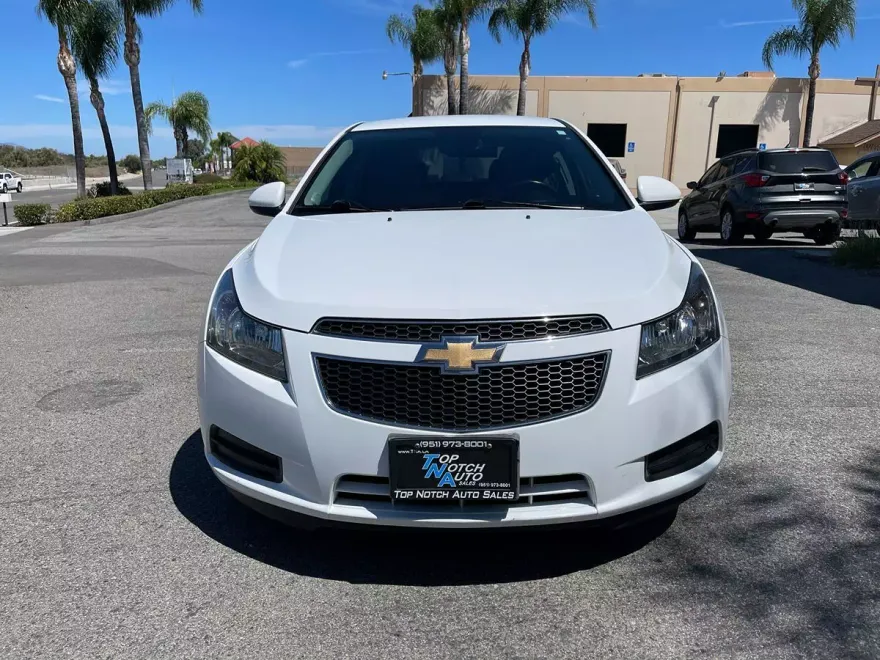 2014 Chevrolet Cruze photo 1