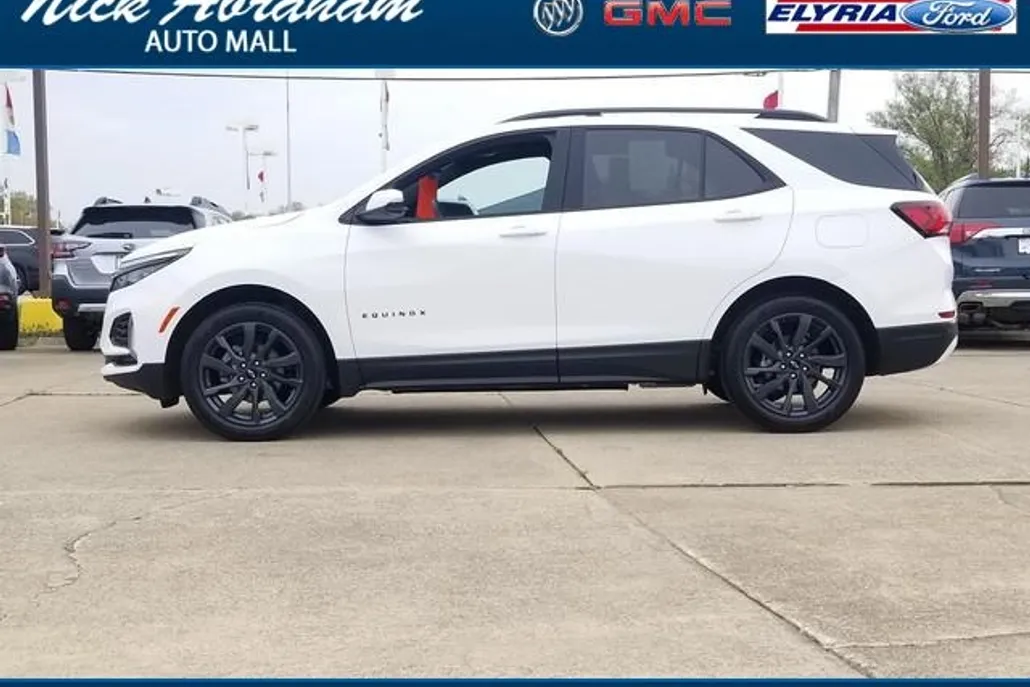 2024 Chevrolet Equinox RS photo 1