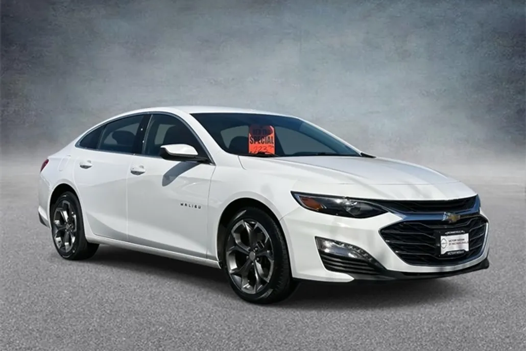 2023 Chevrolet Malibu 1LT photo 1