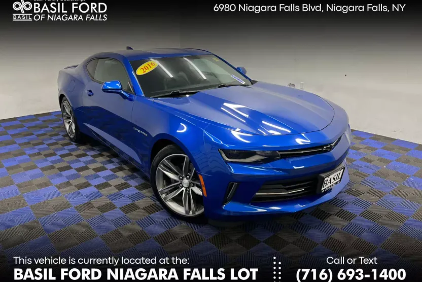 2016 Chevrolet Camaro 2LT photo 1