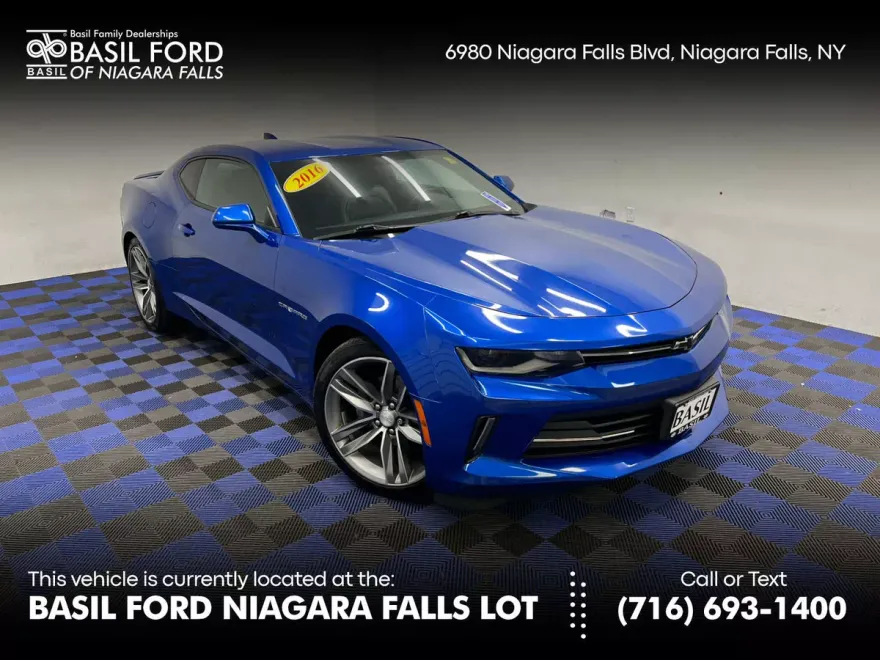 2016 Chevrolet Camaro 2LT photo 1