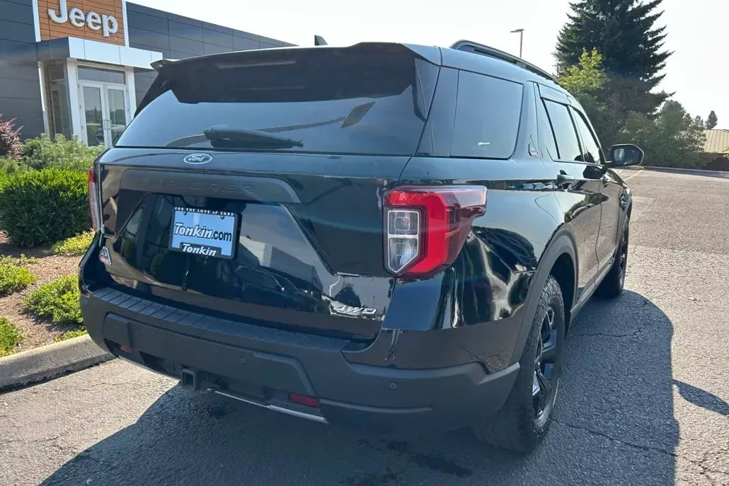 2023 Ford Explorer Timberline photo 1