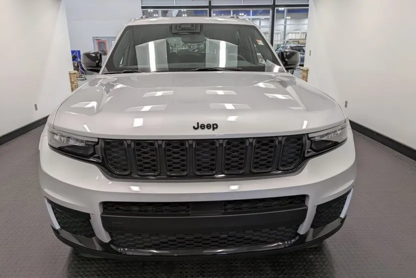 2024 Jeep Grand Cherokee Altitude X photo 1
