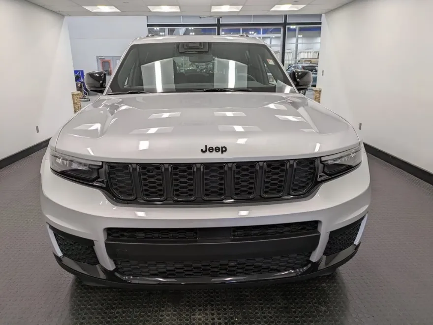 2024 Jeep Grand Cherokee Altitude X photo 1