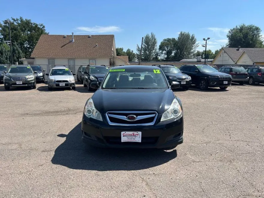 2012 Subaru Legacy 2.5i Premium photo 1