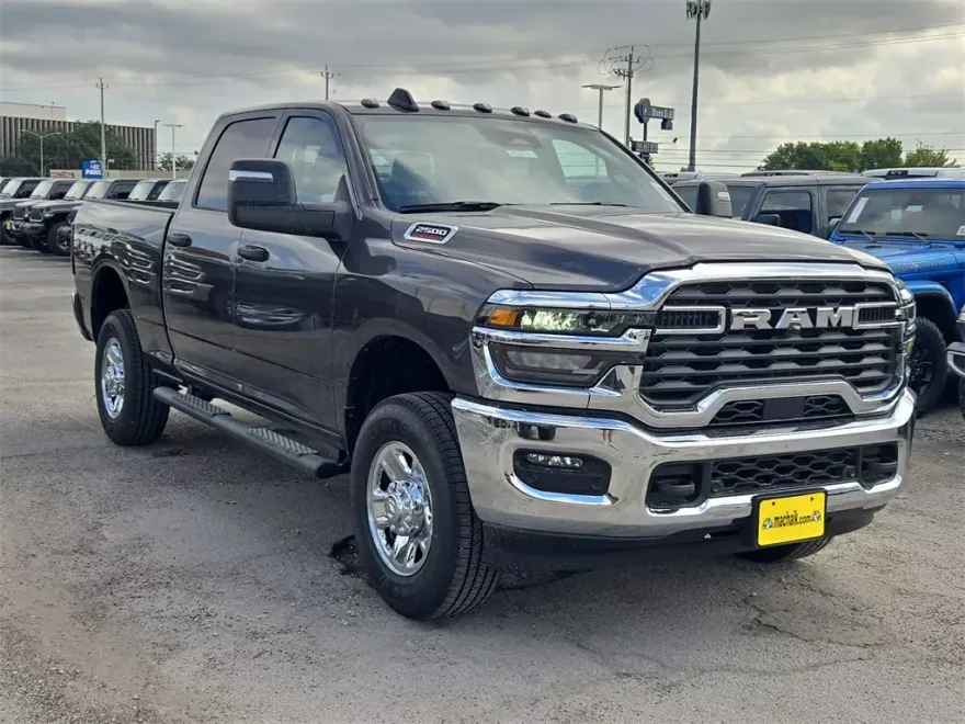 2026 Ram 2500 Tradesman photo 1