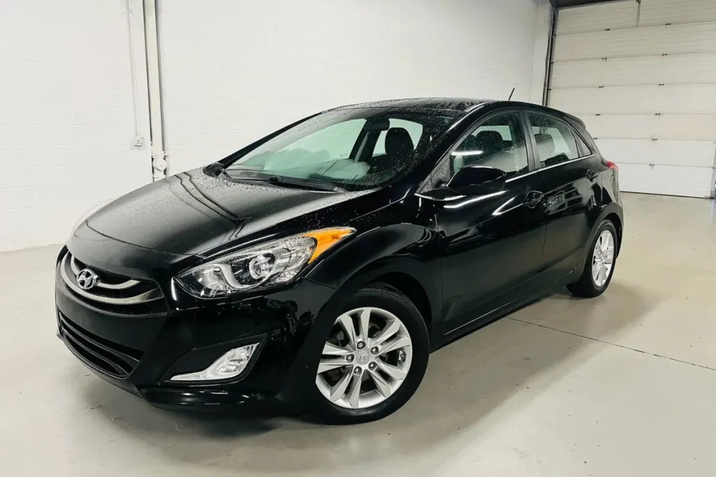2014 Hyundai Elantra Style Tech photo 1