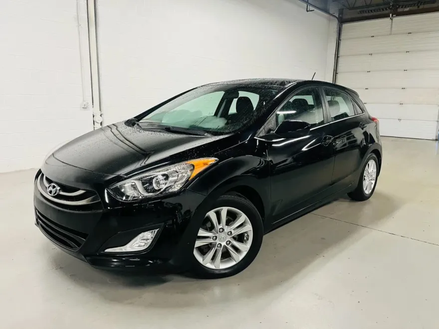 2014 Hyundai Elantra Style Tech photo 1