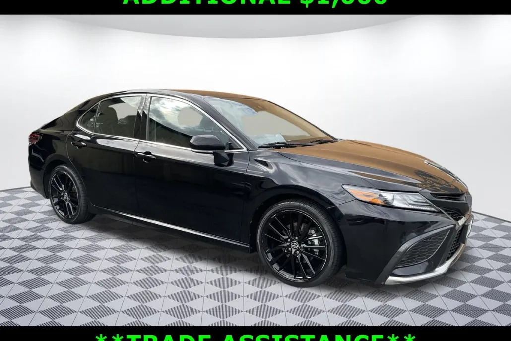 2023 Toyota Camry XSE photo 1