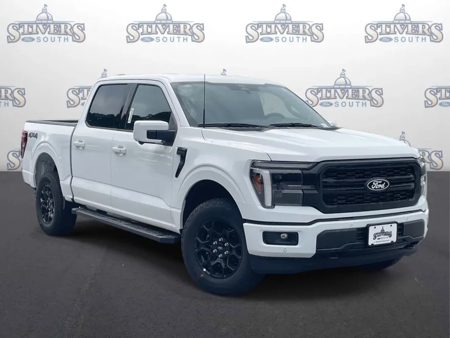 2025 Ford F-150 Lariat photo 1