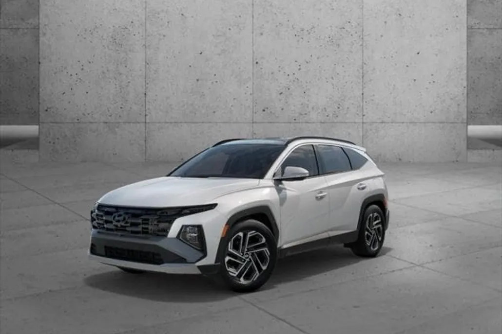 2025 Hyundai Tucson Hybrid Limited photo 1