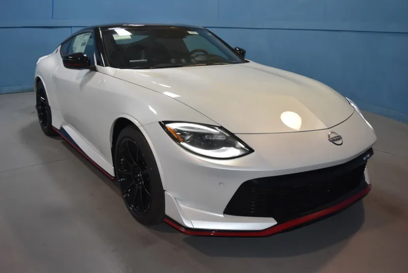 2024 Nissan Z Nismo photo 1