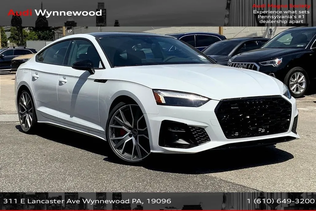2025 Audi Q3 Premium photo 1