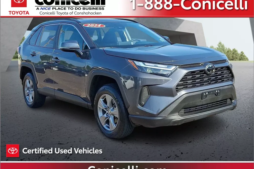 2024 Toyota RAV4 XLE photo 1