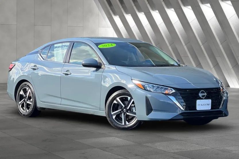 2024 Nissan Sentra SV photo 1